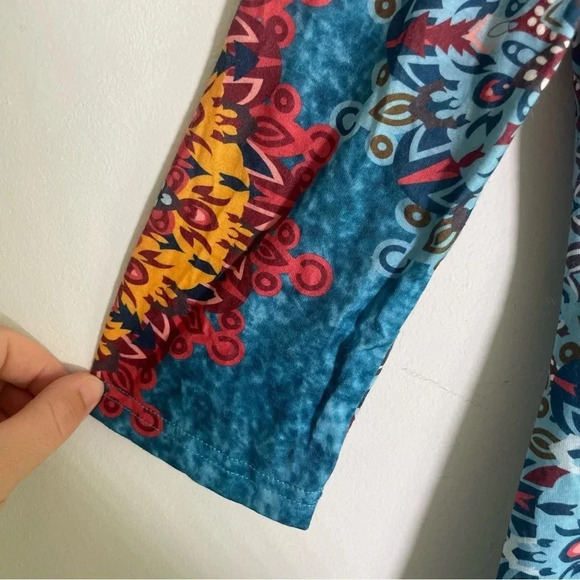 Nandashe Women’s Size Medium Geo Print Long Sleeve Blouse - Picture 5 of 7